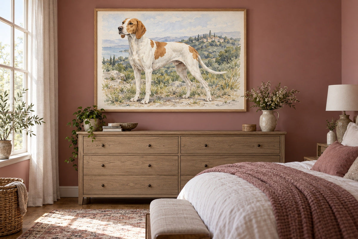 Kurzhaarige Istrianer Bracke als Wandbild im Stil Aquarell, Raum: altrosafarbenes Schlafzimmer