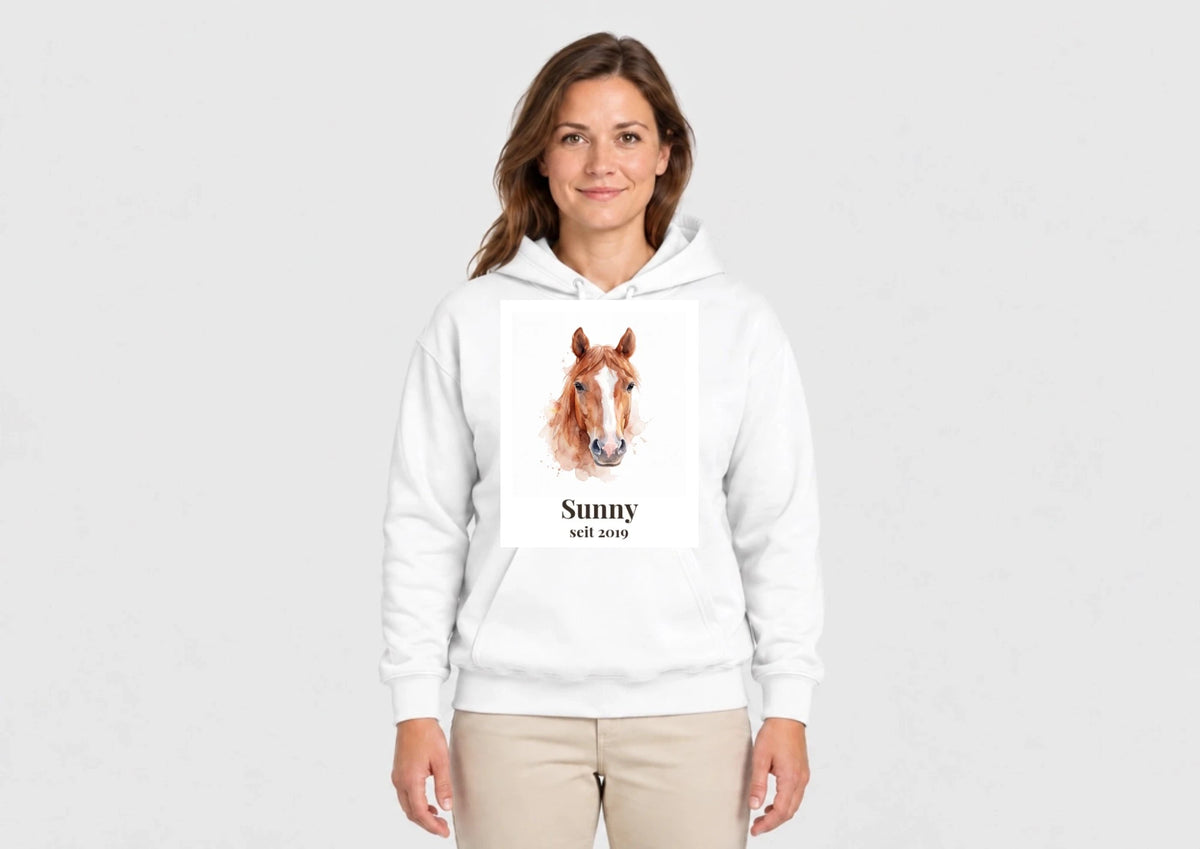 Hoodie in Weiß mit Pferdeportrait und Namen