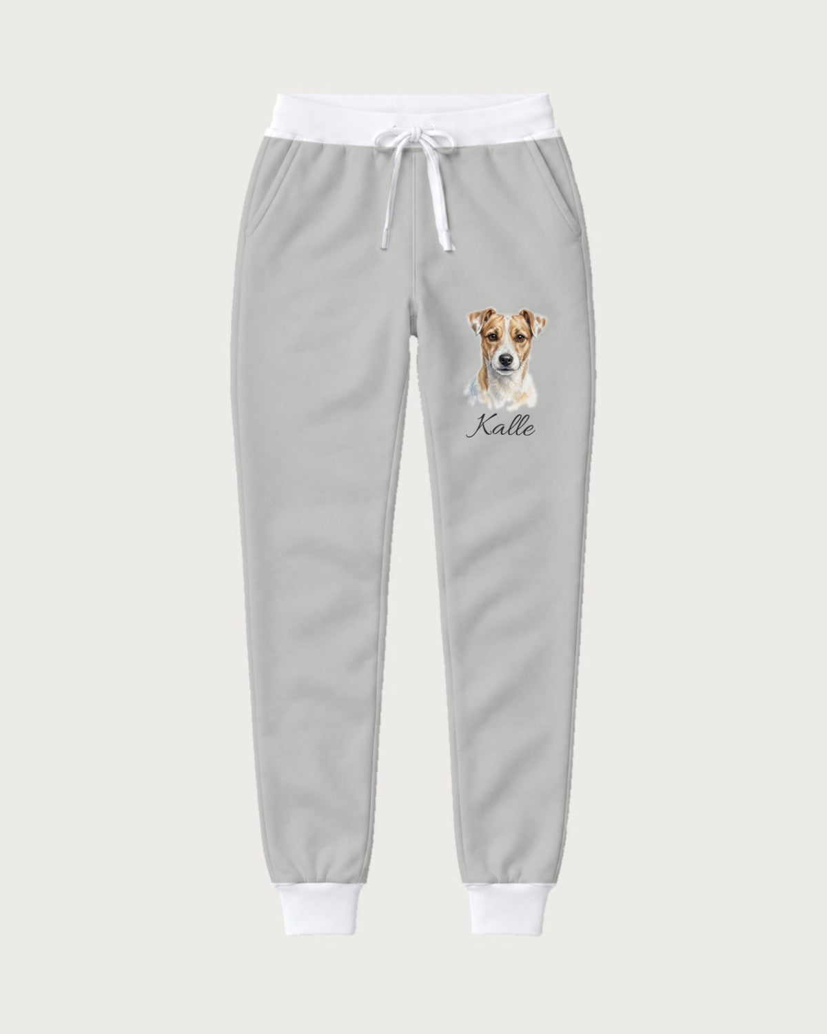 Pantalon de jogging gris clair avec portrait du chien et prénom : vue d'ensemble du pantalon