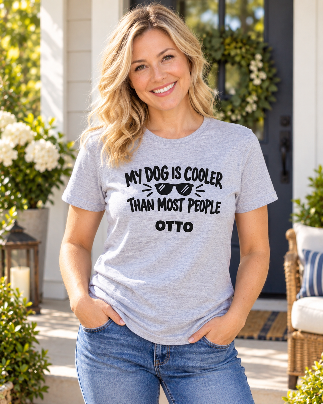 My Dog Is Cooler Than Most People: T-Shirt, Hoodie oder Sweatshirt mit Namen – neue Produktansicht
